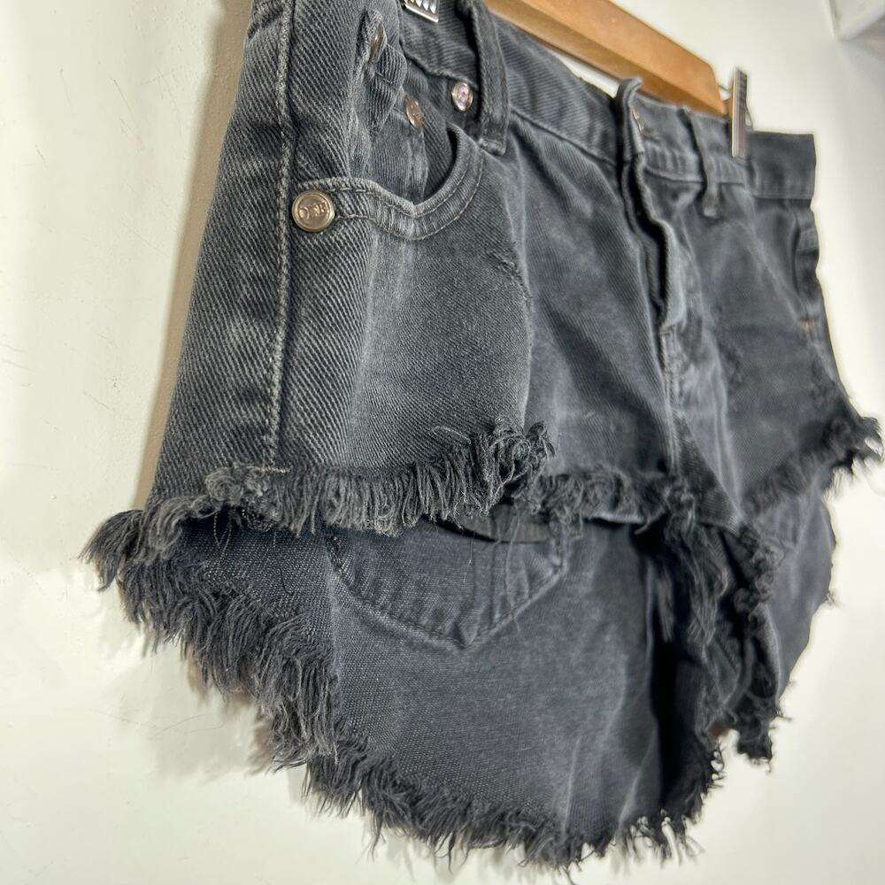 One Teaspoon Shorts Womens 29 / US 7 Black Denim Distressed Cutoff Raw Hem - Picture 3 of 8